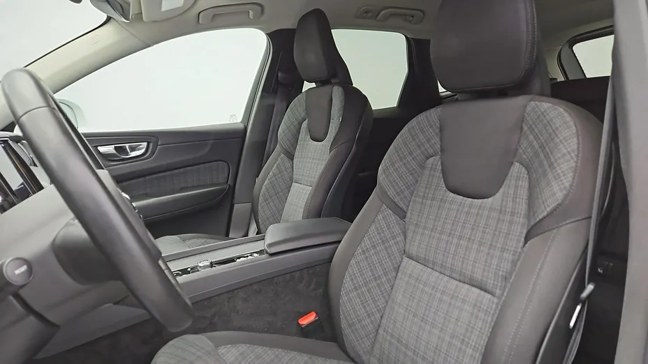 VOLVO XC60 -