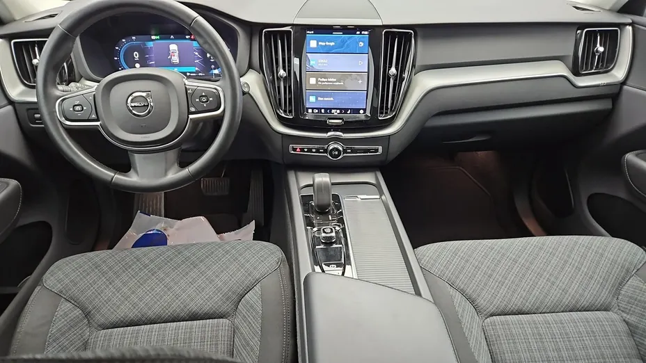 VOLVO XC60 -