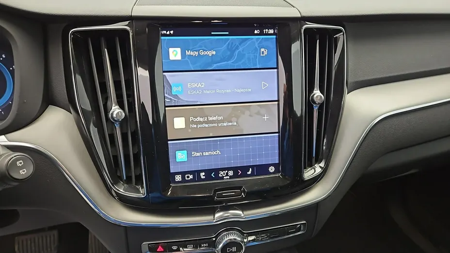 VOLVO XC60 -