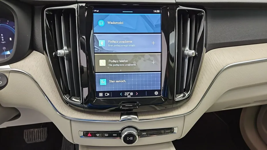 VOLVO XC60 -