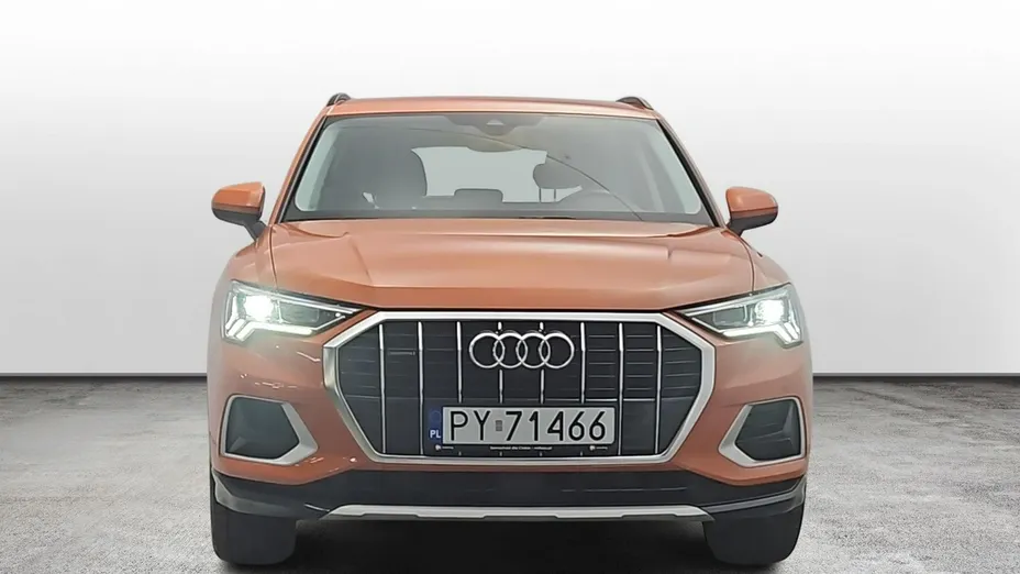 AUDI Q3 -