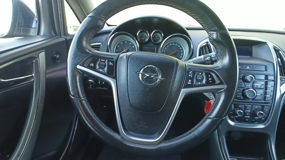 OPEL Astra -