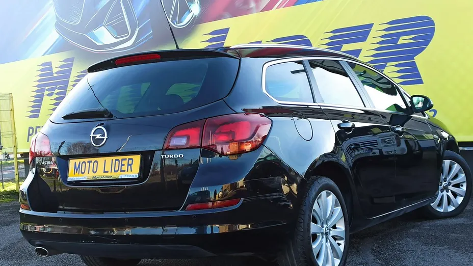 OPEL Astra -