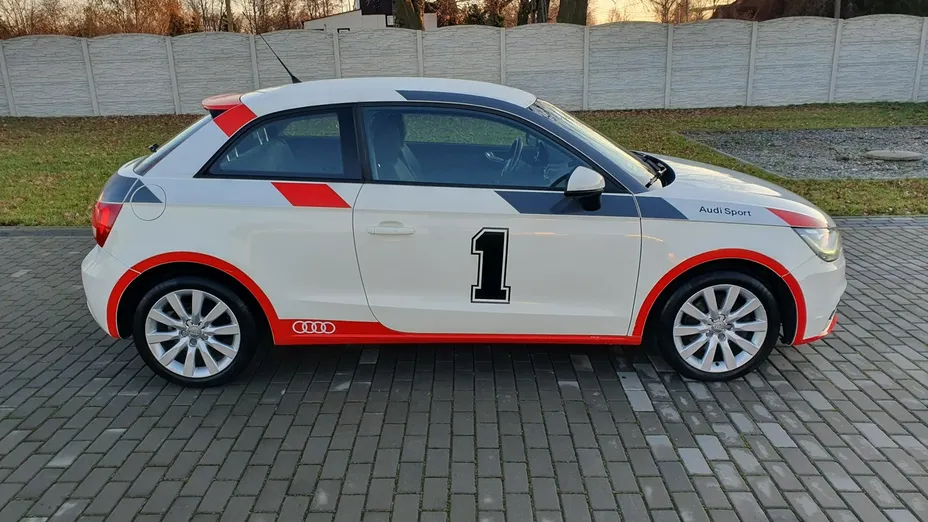 AUDI A1 -