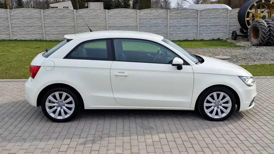 AUDI A1 -
