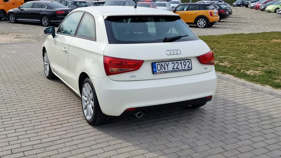 AUDI A1 -