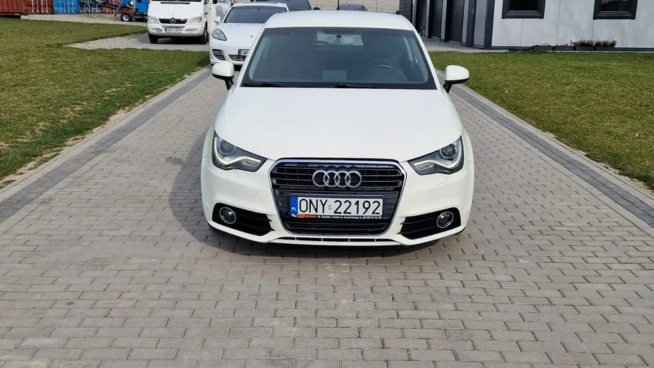 AUDI A1 -