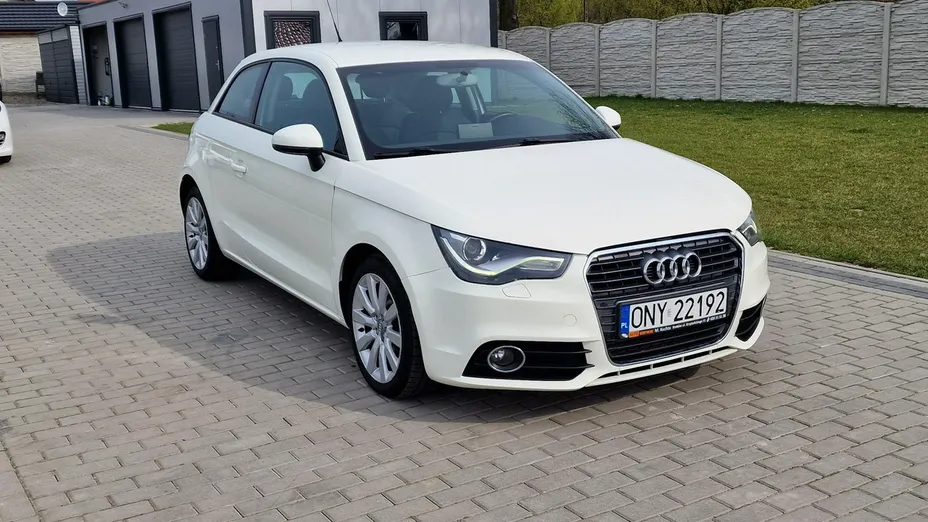 AUDI A1 -