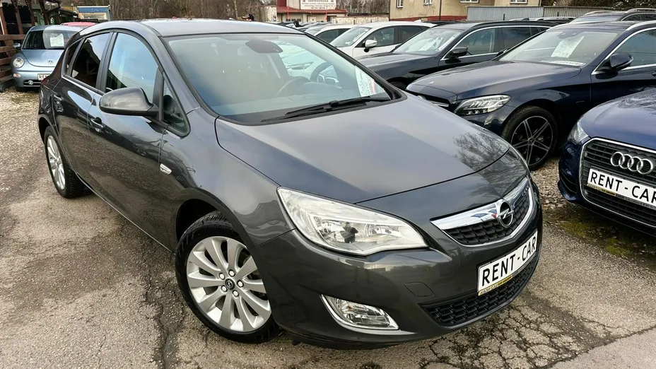 OPEL Astra -