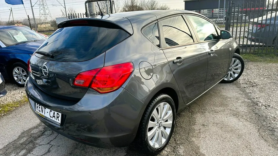 OPEL Astra -