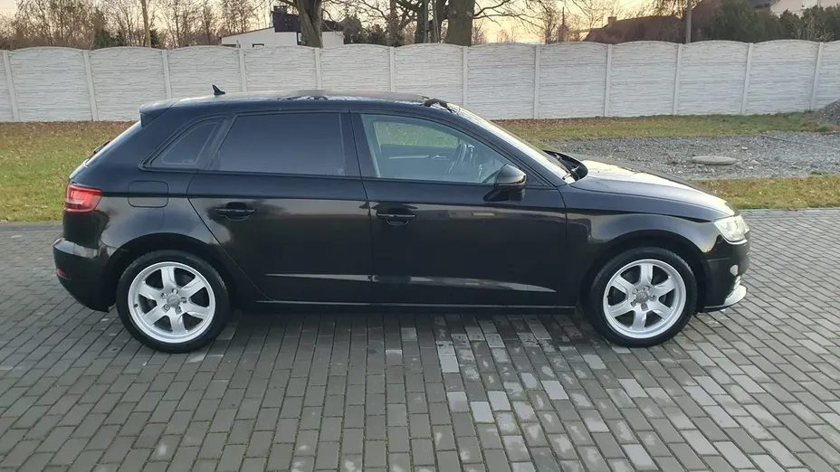 AUDI A3 -