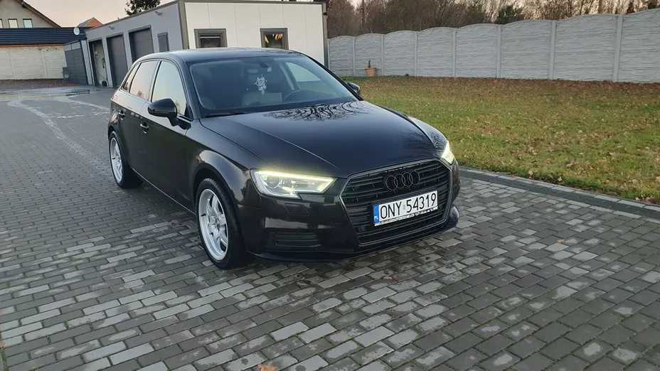 AUDI A3 -