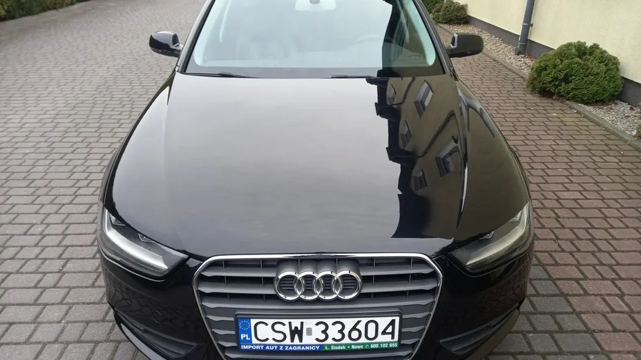 AUDI A4 -