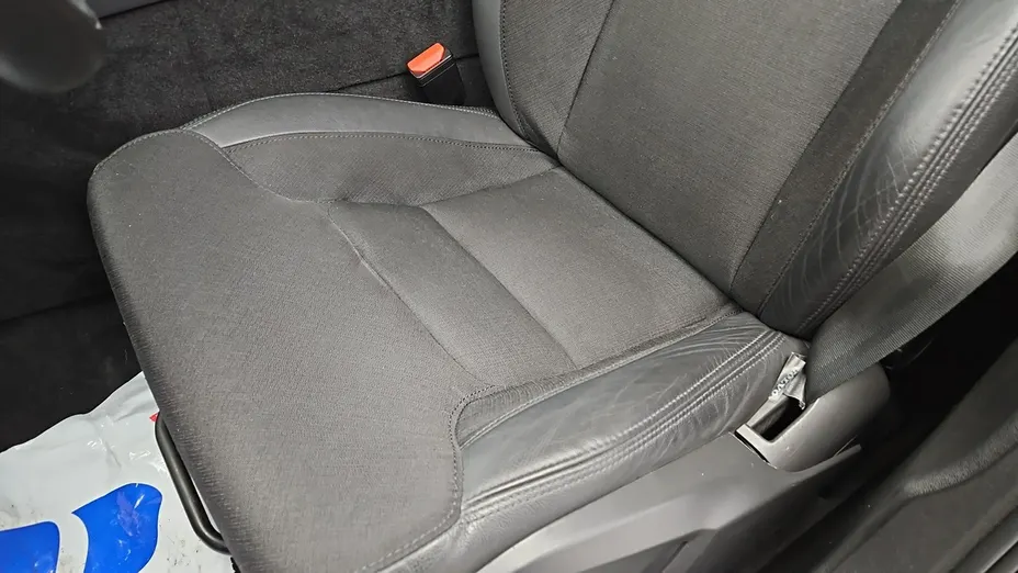 VOLVO XC60 -