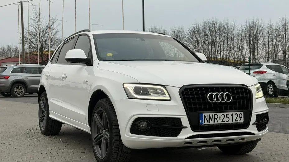 AUDI Q5 -