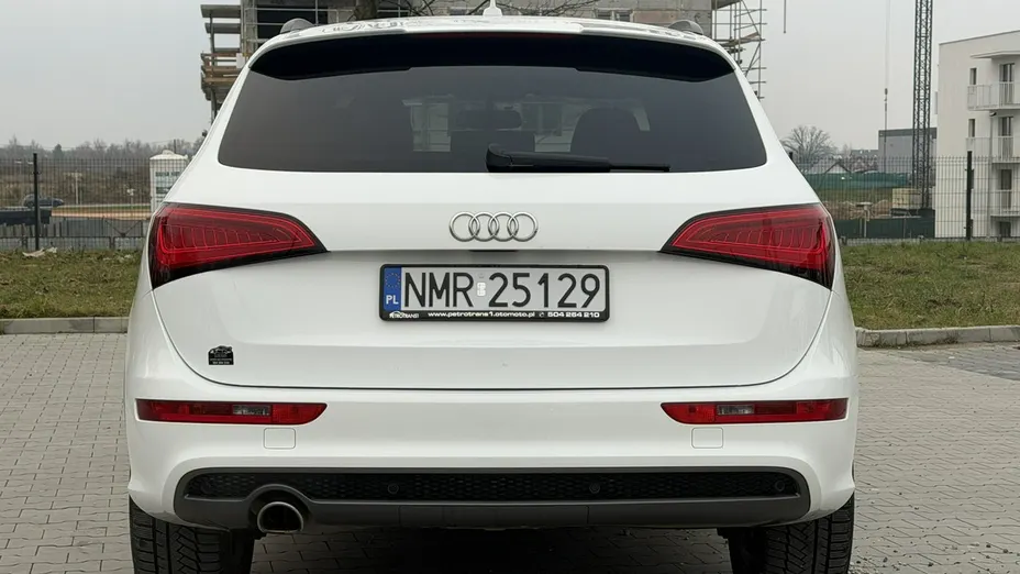 AUDI Q5 -
