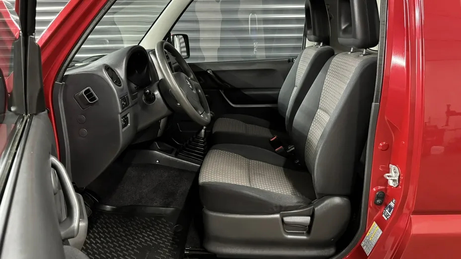 SUZUKI Jimny -