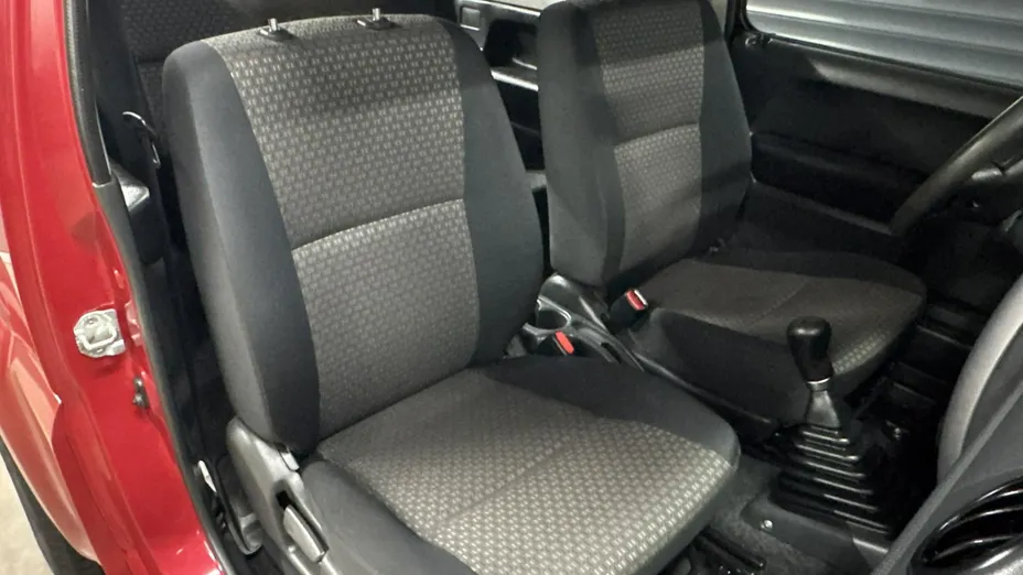 SUZUKI Jimny -