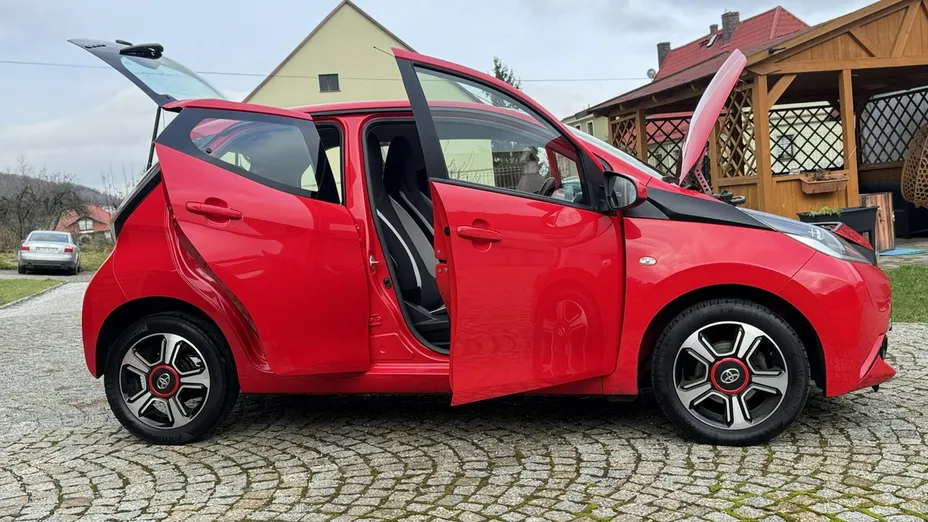 TOYOTA Aygo -