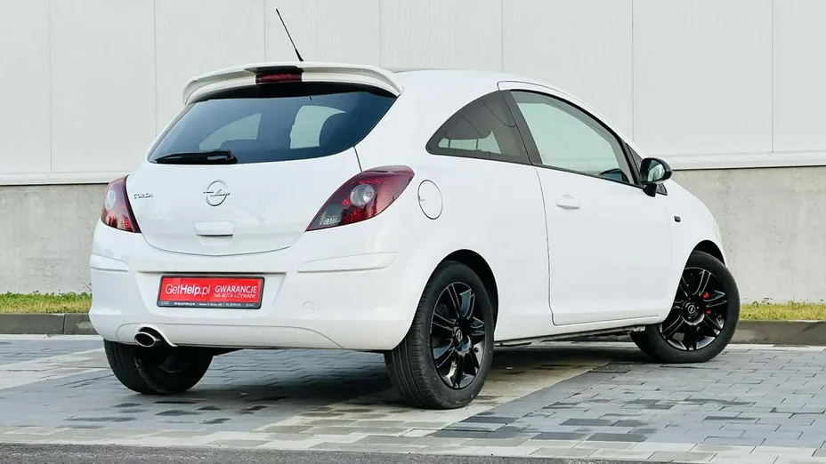 OPEL Corsa -