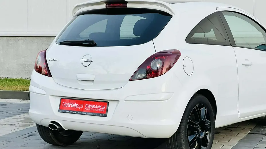 OPEL Corsa -
