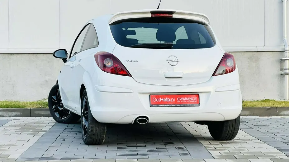 OPEL Corsa -