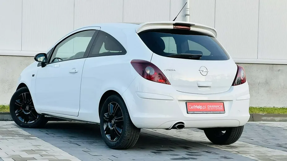 OPEL Corsa -