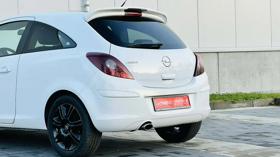 OPEL Corsa -