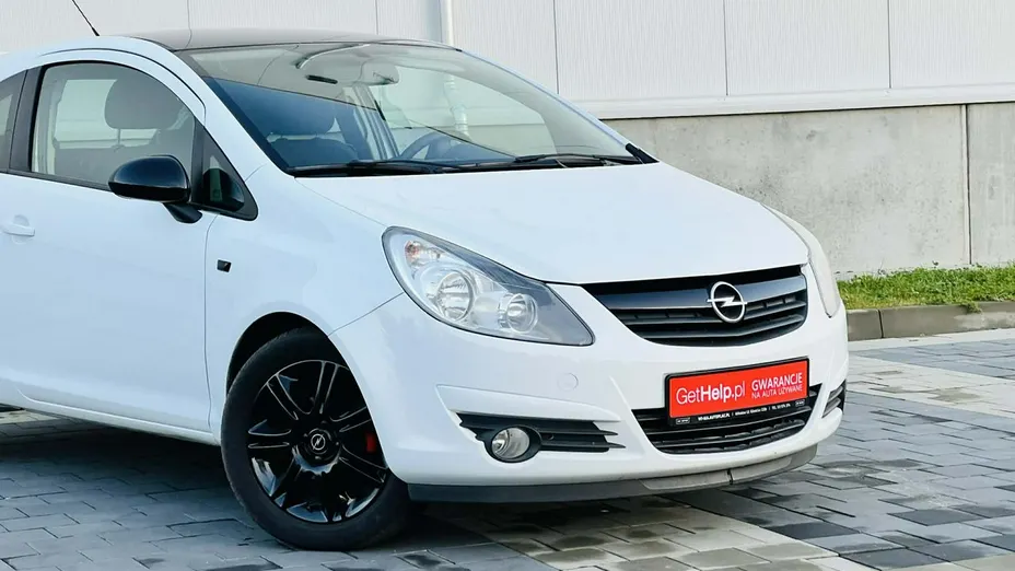OPEL Corsa -