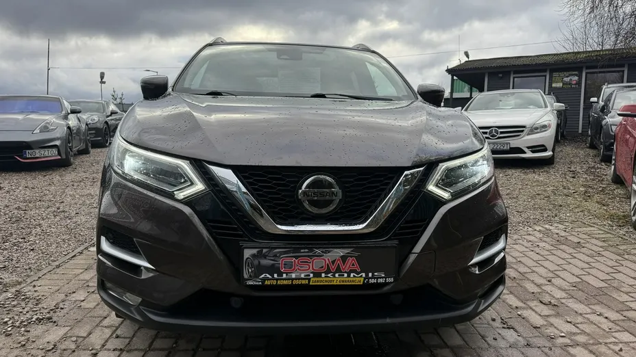 NISSAN Qashqai -
