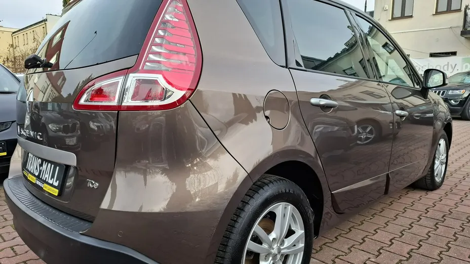 RENAULT Scenic -