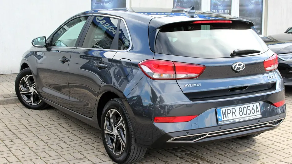HYUNDAI i30 -