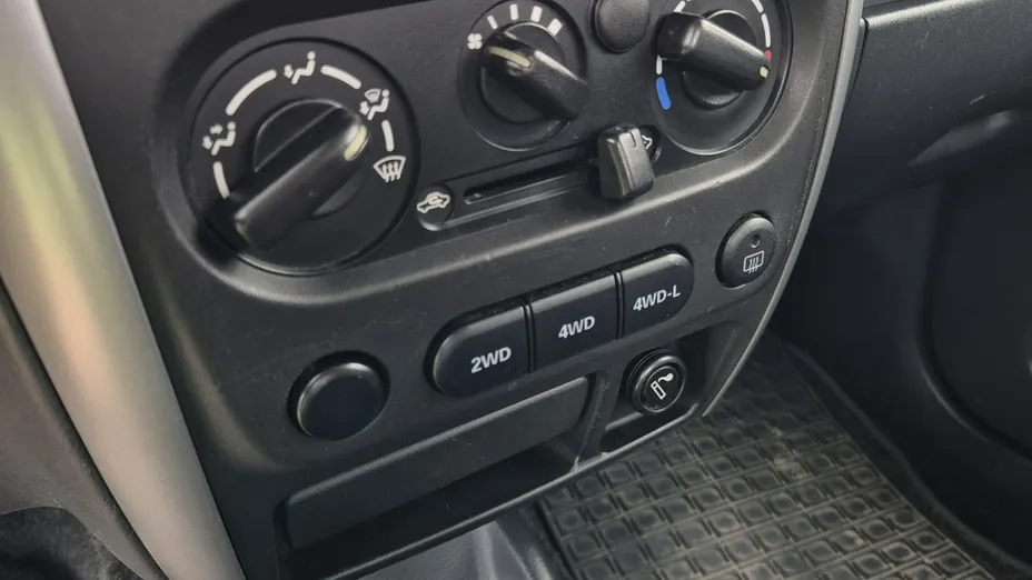 SUZUKI Jimny -