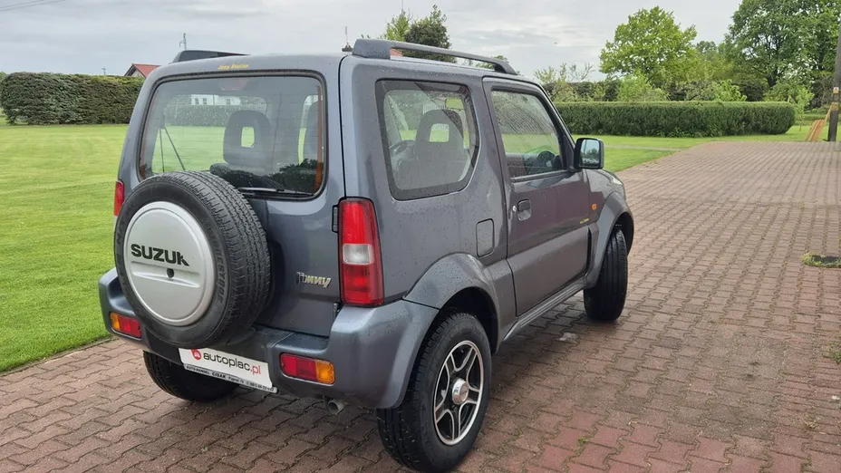 SUZUKI Jimny -