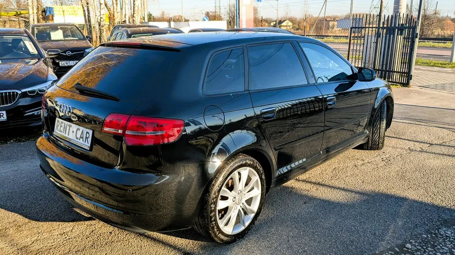 AUDI A3 -