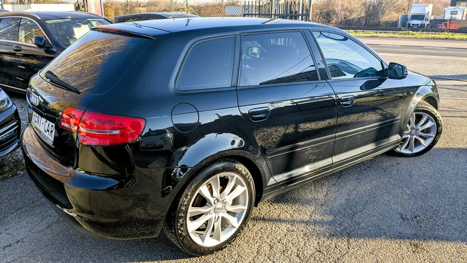 AUDI A3 -