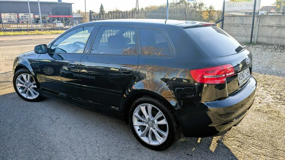 AUDI A3 -