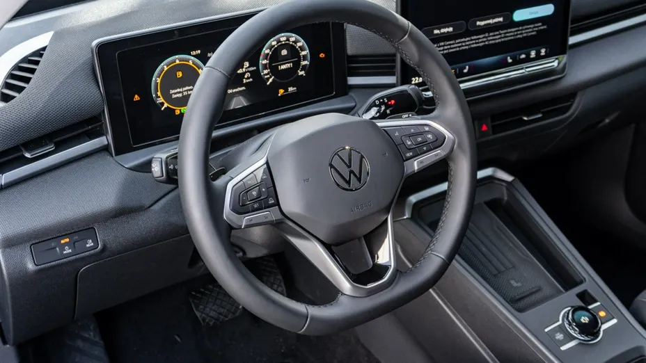 VOLKSWAGEN T-ROC -