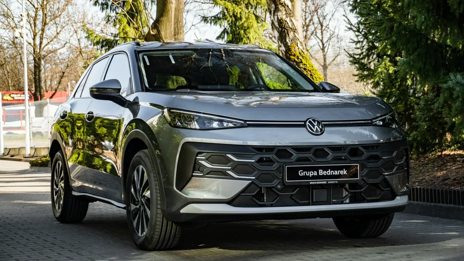 VOLKSWAGEN T-ROC -