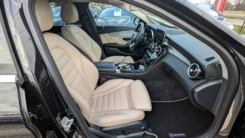 MERCEDES-BENZ C Klasa -