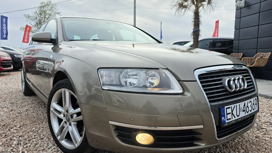 AUDI A6 -
