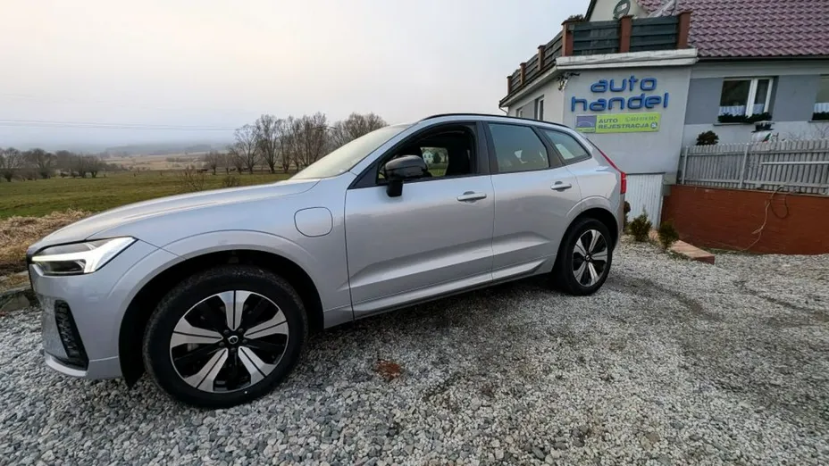 VOLVO XC60 -