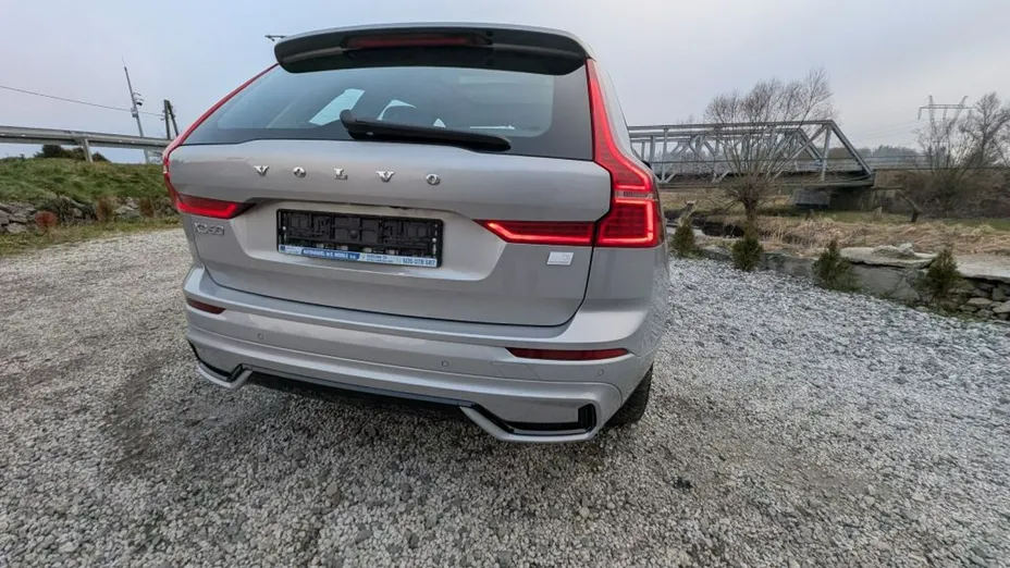 VOLVO XC60 -
