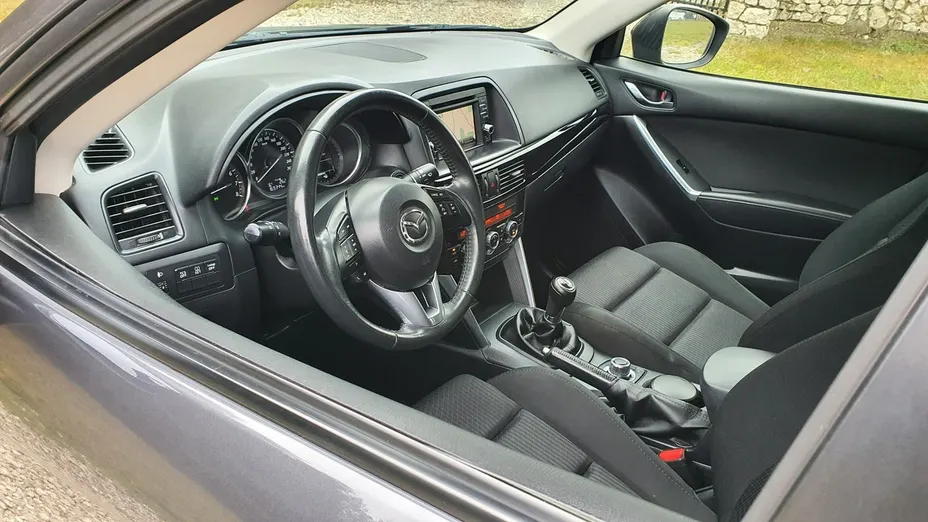 MAZDA CX-5 -