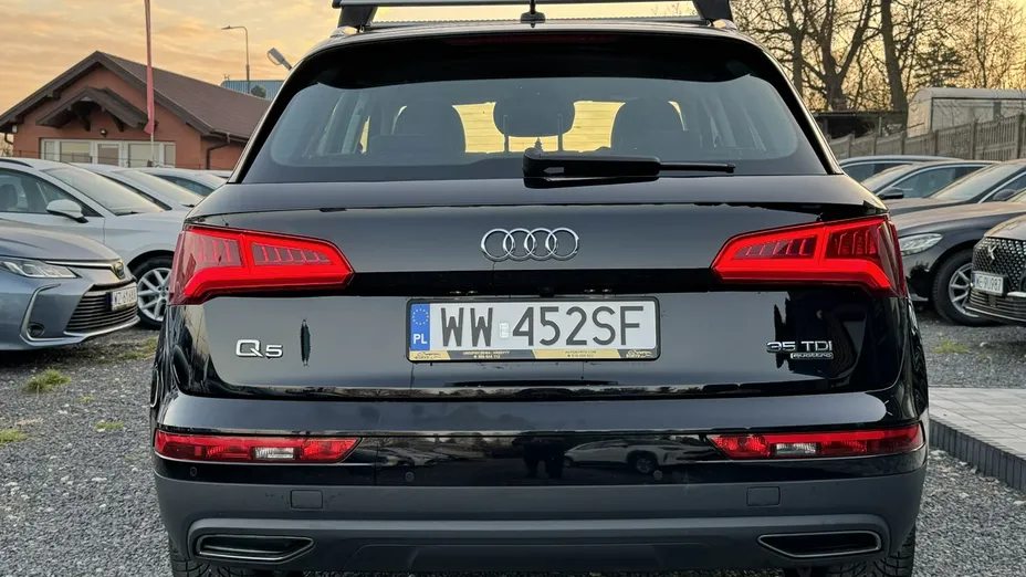 AUDI Q5 -