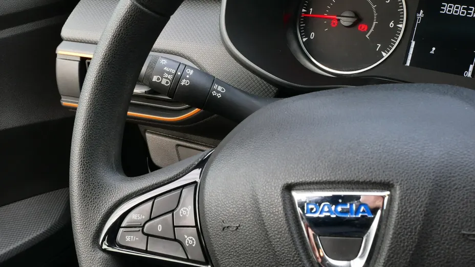 DACIA Sandero -
