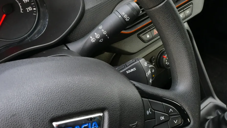 DACIA Sandero -