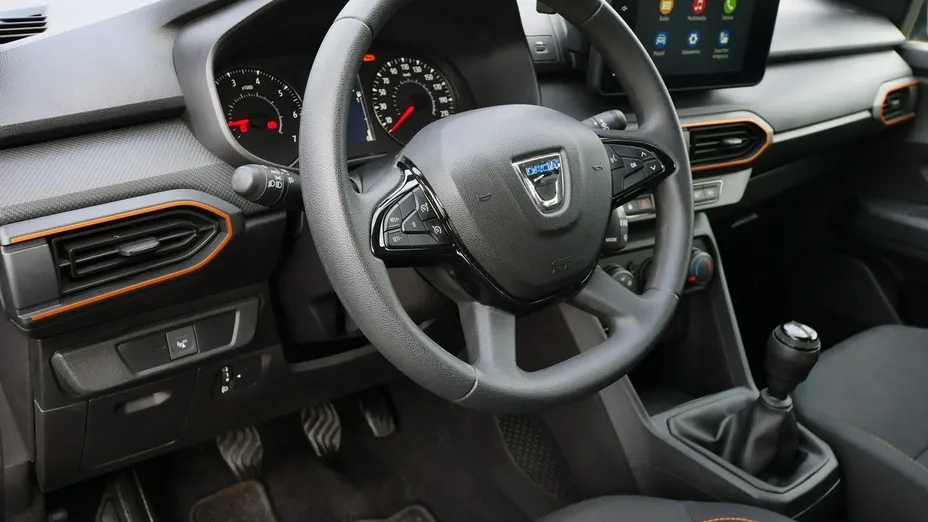 DACIA Sandero -