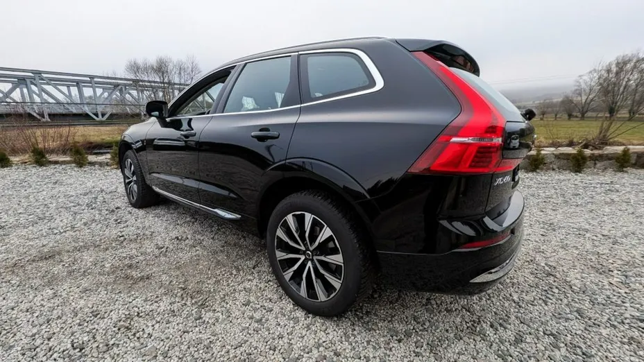 VOLVO XC60 -