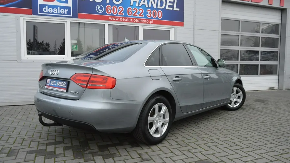 AUDI A4 -